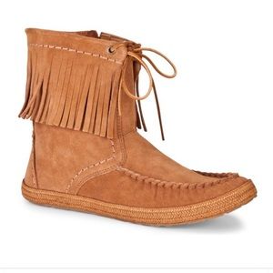 Ugg Australia 'Kaysa' Moccasin Bootie Size 7.5